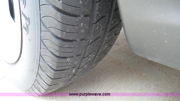 image for item K4178 2006 Ford Taurus