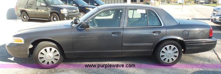 image for item K4611 2009 Ford Crown Victoria Police Interceptor