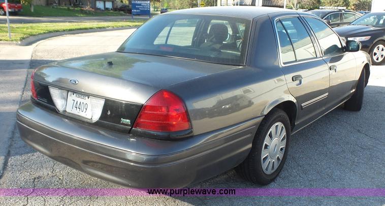 image for item K4611 2009 Ford Crown Victoria Police Interceptor
