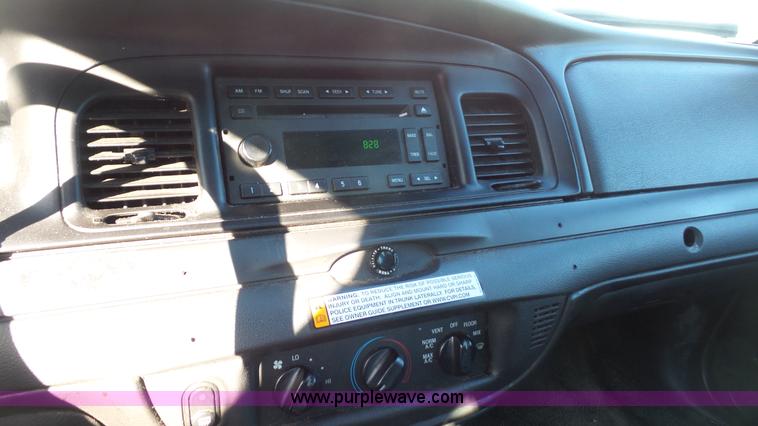 image for item K4611 2009 Ford Crown Victoria Police Interceptor