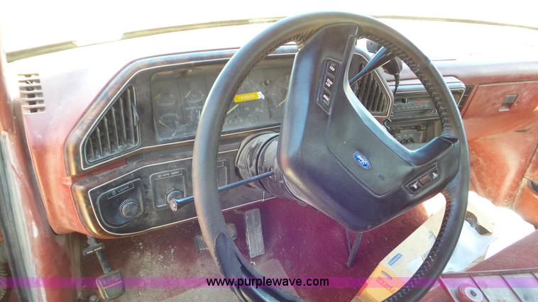 image for item K5240 1991 Ford F250 pickup truck