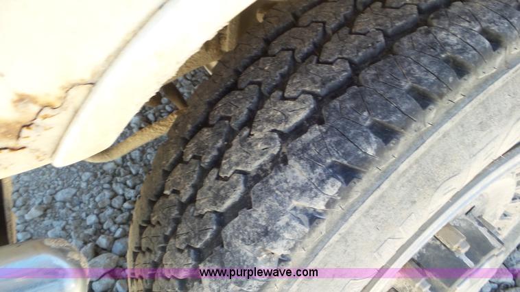 image for item K5240 1991 Ford F250 pickup truck