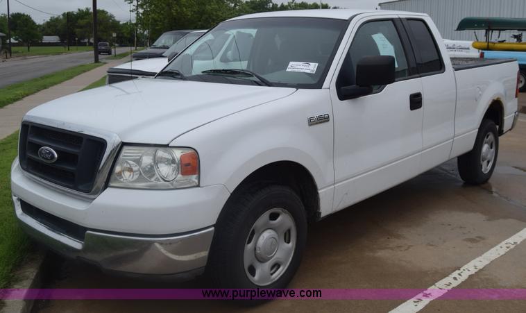 image for item K6540 2004 Ford F150 SuperCab pickup truck
