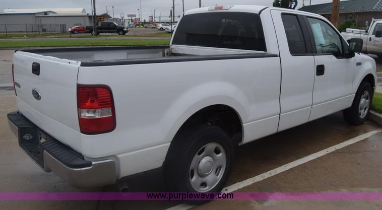 image for item K6540 2004 Ford F150 SuperCab pickup truck