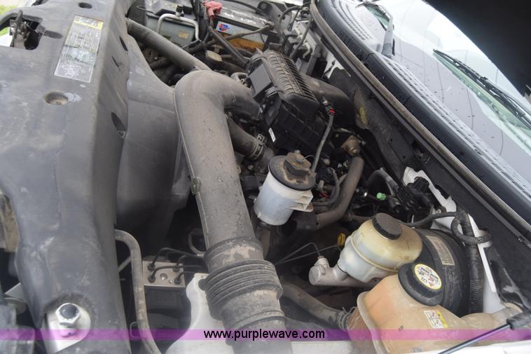 image for item K6540 2004 Ford F150 SuperCab pickup truck