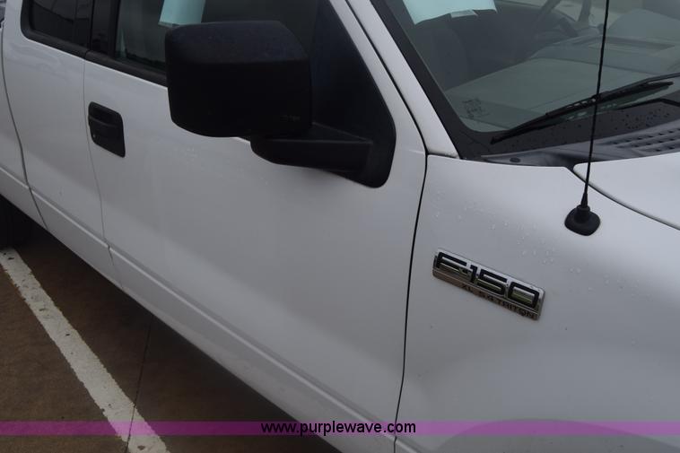 image for item K6540 2004 Ford F150 SuperCab pickup truck