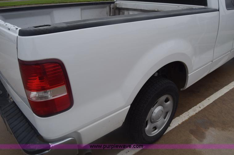 image for item K6540 2004 Ford F150 SuperCab pickup truck