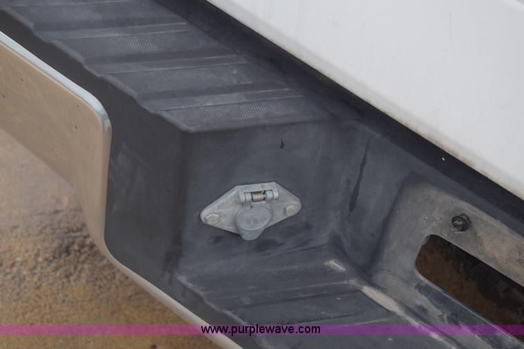 image for item K6540 2004 Ford F150 SuperCab pickup truck