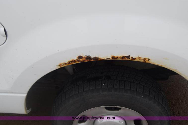 image for item K6540 2004 Ford F150 SuperCab pickup truck