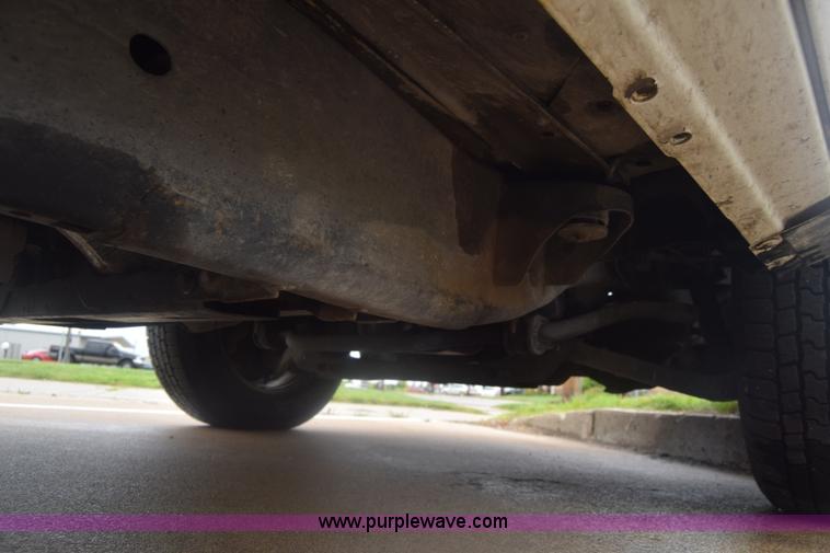 image for item K6540 2004 Ford F150 SuperCab pickup truck