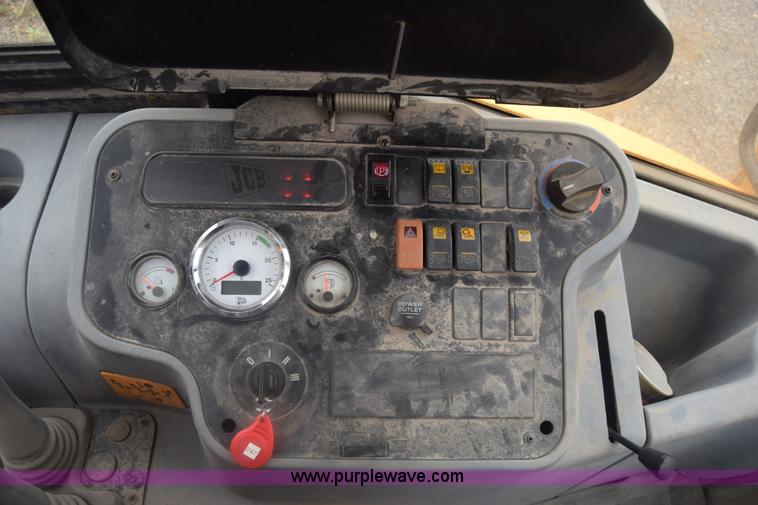 image for item K6541 2000 JCB 212S Series III backhoe