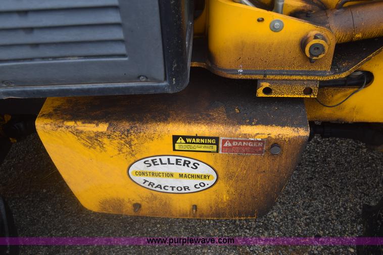 image for item K6541 2000 JCB 212S Series III backhoe