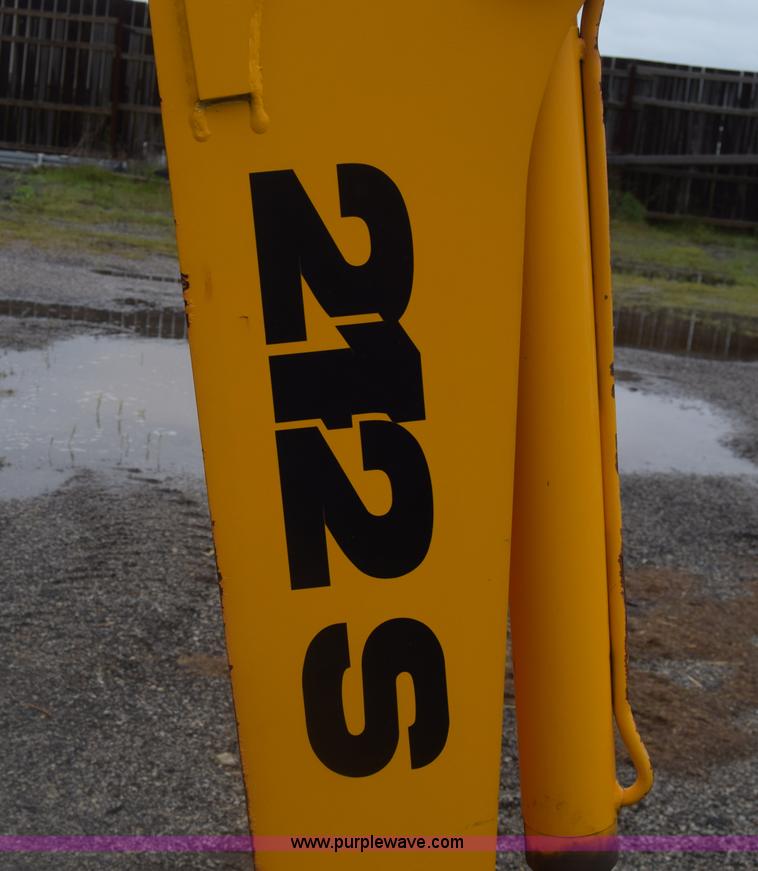 image for item K6541 2000 JCB 212S Series III backhoe