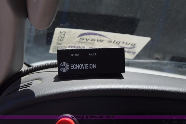 image for item K6572 2007 Ford Econoline E450 bus