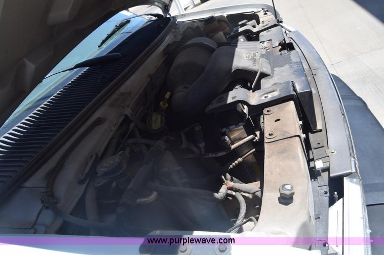 image for item K6572 2007 Ford Econoline E450 bus