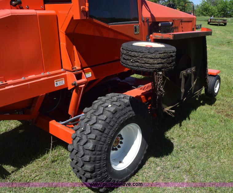 image for item K6620 2008 DewEze ATM162 slope mower