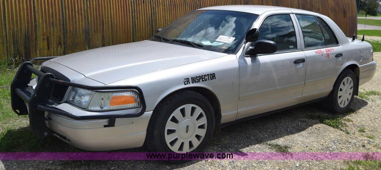 image for item K6631 2006 Ford Crown Victoria Police Interceptor