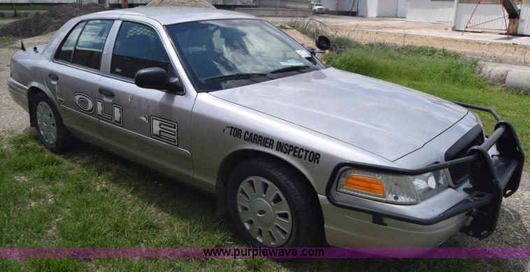 image for item K6631 2006 Ford Crown Victoria Police Interceptor