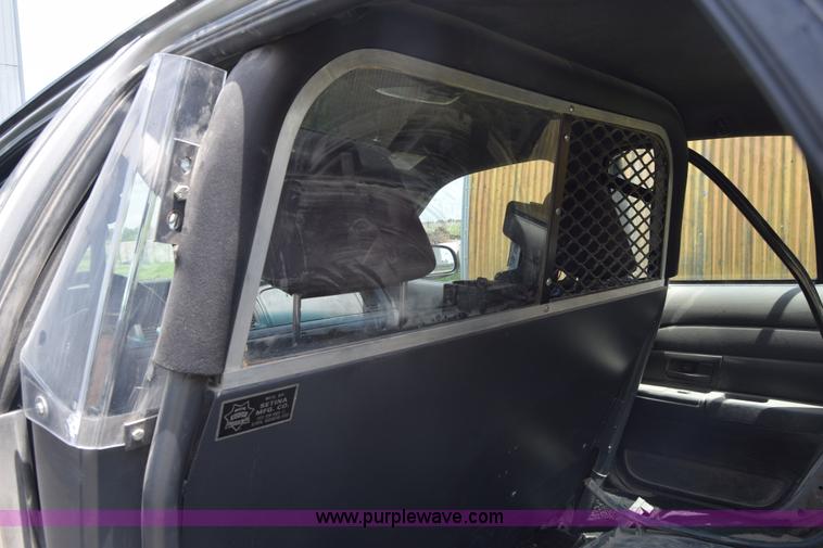 image for item K6631 2006 Ford Crown Victoria Police Interceptor