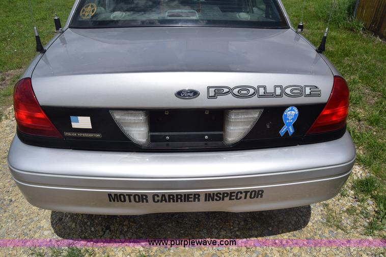 image for item K6631 2006 Ford Crown Victoria Police Interceptor