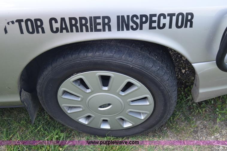 image for item K6631 2006 Ford Crown Victoria Police Interceptor