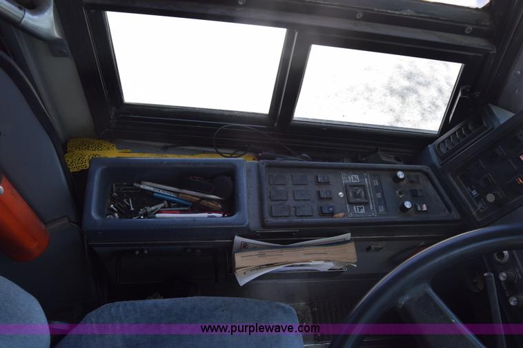 image for item K6709 1993 MCI 102-C3 passenger bus