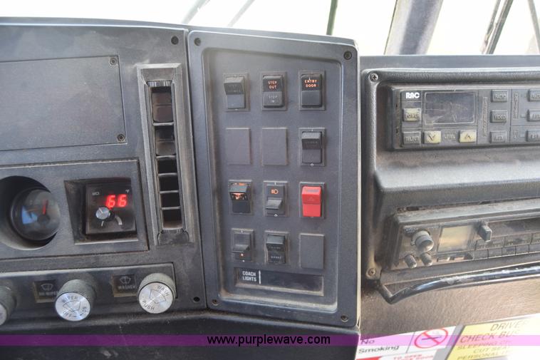 image for item K6709 1993 MCI 102-C3 passenger bus