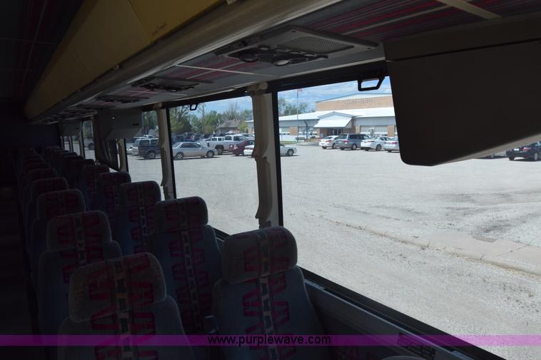 image for item K6709 1993 MCI 102-C3 passenger bus