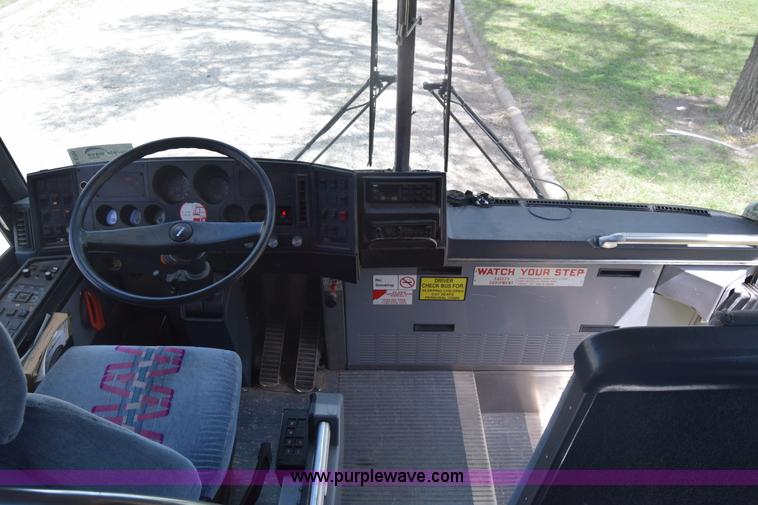 image for item K6709 1993 MCI 102-C3 passenger bus