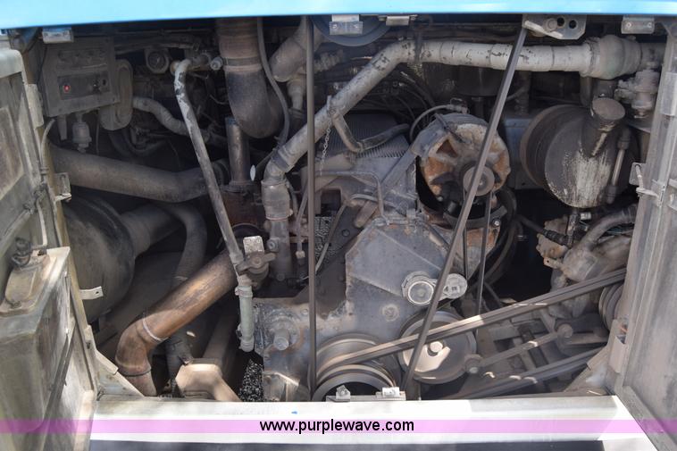 image for item K6709 1993 MCI 102-C3 passenger bus