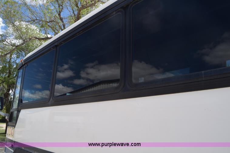 image for item K6709 1993 MCI 102-C3 passenger bus