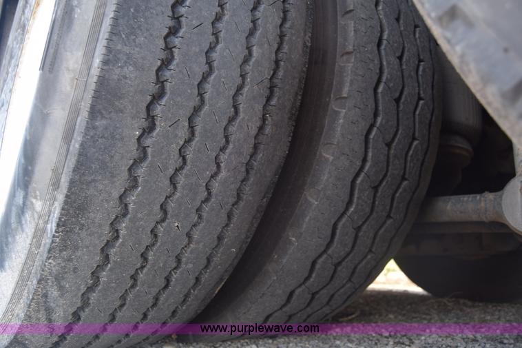 image for item K6709 1993 MCI 102-C3 passenger bus