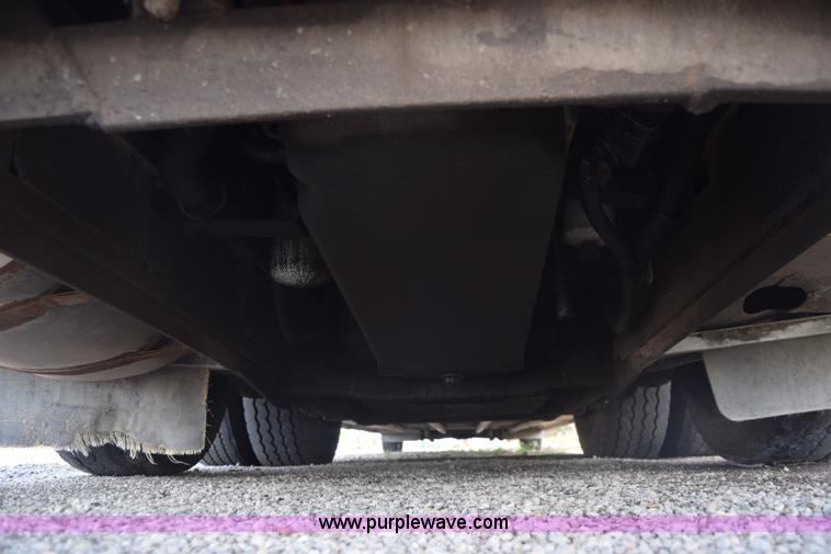 image for item K6709 1993 MCI 102-C3 passenger bus