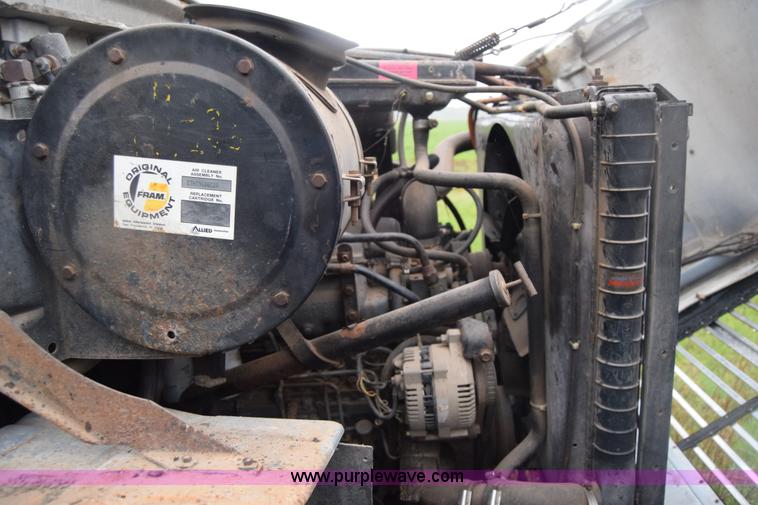 image for item K6720 1989 Ford LN8000 dump truck