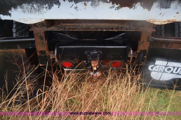 image for item K6720 1989 Ford LN8000 dump truck