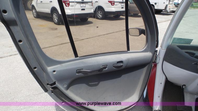 image for item L2088 2002 GEM 825 electric car