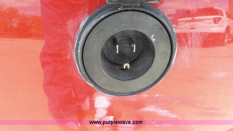 image for item L2088 2002 GEM 825 electric car