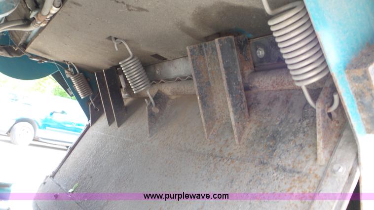 image for item L2089 Tennant 355 sweeper