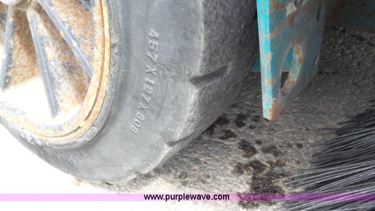 image for item L2089 Tennant 355 sweeper