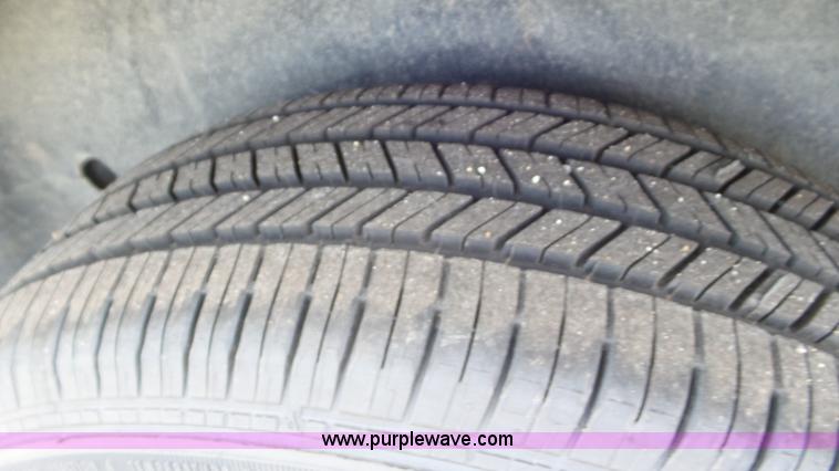 image for item L2090 2001 Chevrolet Venture van