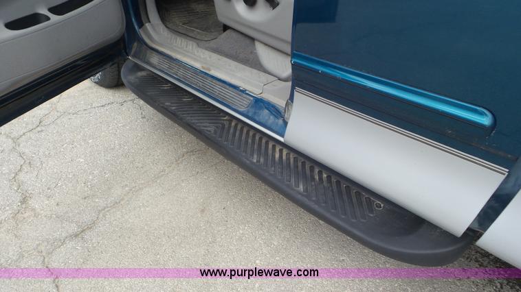 image for item L2091 2001 Ford F150 SuperCab pickup truck