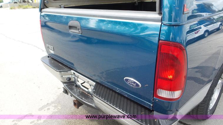 image for item L2091 2001 Ford F150 SuperCab pickup truck