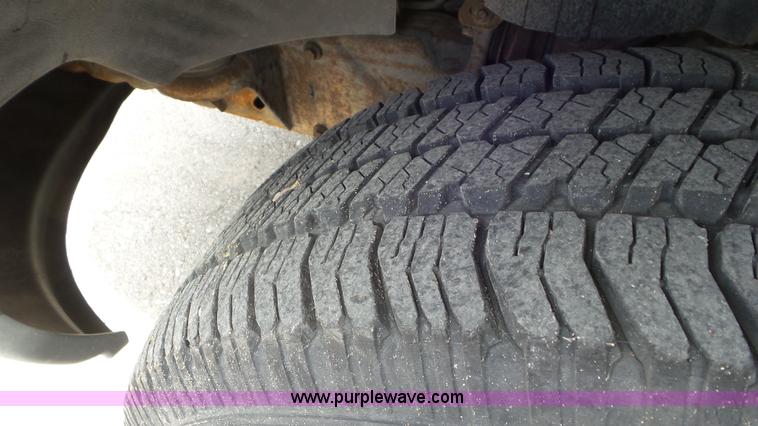 image for item L2091 2001 Ford F150 SuperCab pickup truck