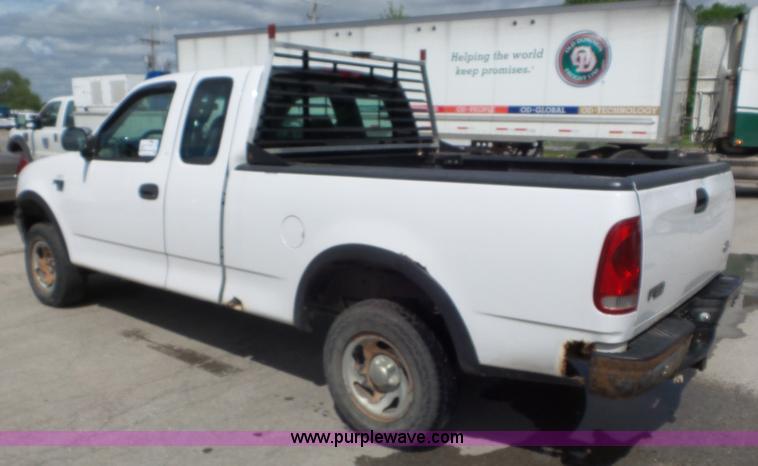 image for item L2093 1999 Ford F150 SuperCab pickup truck