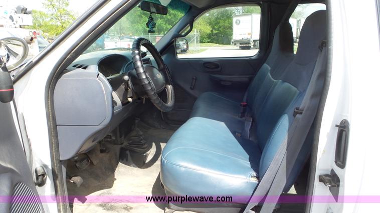 image for item L2093 1999 Ford F150 SuperCab pickup truck