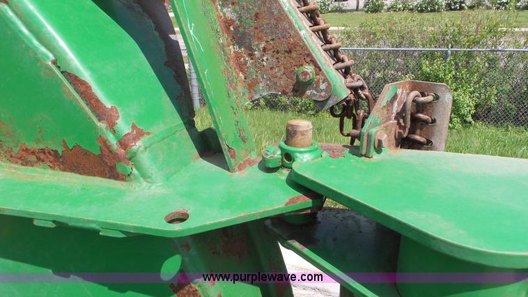 image for item L2110 2009 John Deere CX15 rotary mower