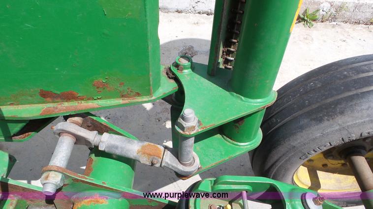 image for item L2110 2009 John Deere CX15 rotary mower