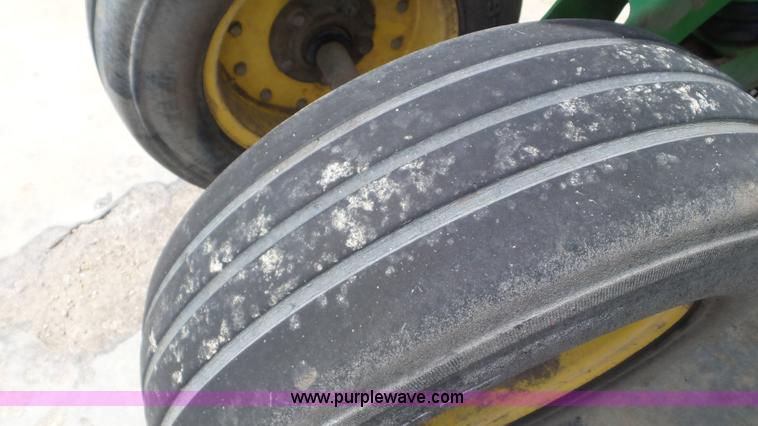 image for item L2110 2009 John Deere CX15 rotary mower