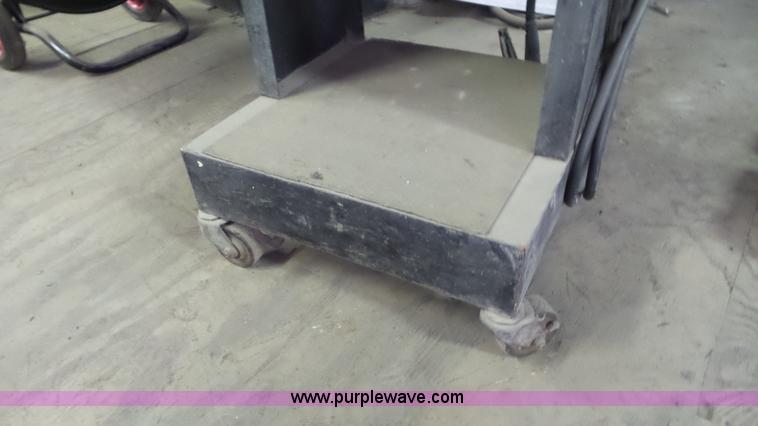 image for item L2111 Sun Vat-60 carbon pile tester