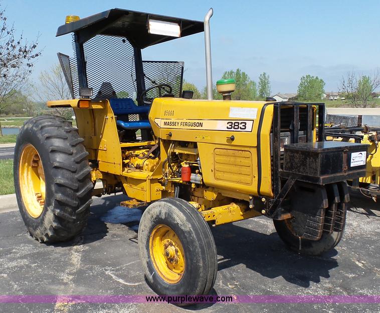 image for item L2130 1994 Massey-Ferguson 383 tractor